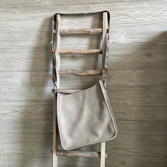 Light Gray Leather Purse with Adjustable Colorful Strap - Picture 2 of 7